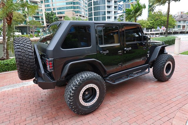 2010 Jeep Wrangler Unlimited 4WD 4dr Rubicon - 23005868 - 68