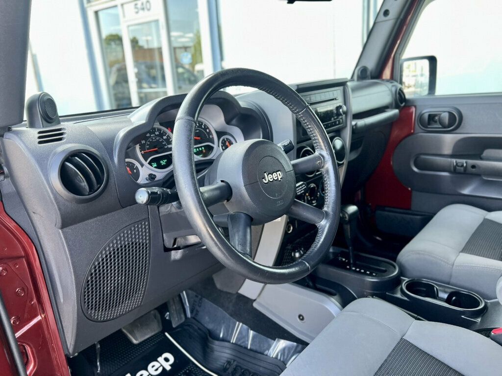 2010 Jeep Wrangler Unlimited 4WD 4dr Sport - 23045874 - 9
