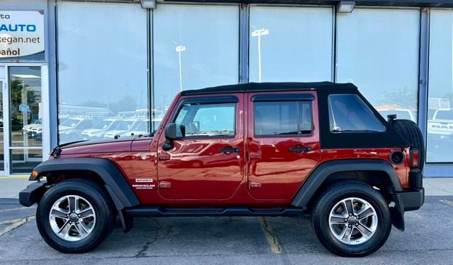 2010 Jeep Wrangler Unlimited 4WD 4dr Sport - 23045874 - 21