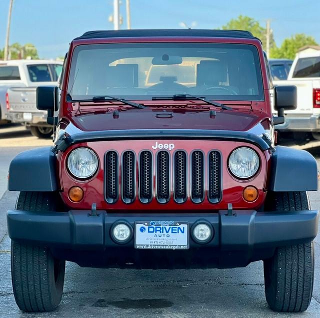 2010 Jeep Wrangler Unlimited 4WD 4dr Sport - 23045874 - 25