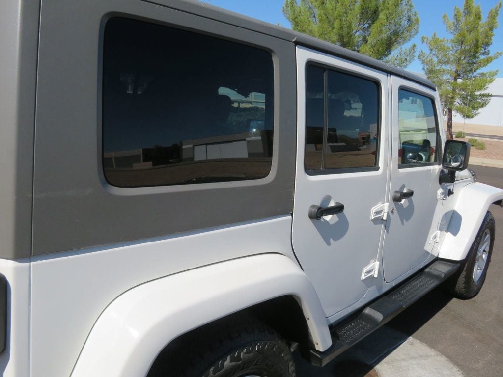 2010 Jeep Wrangler Unlimited 4X4 SAHARA EXTRA CLEAN HARD TOP 25 SERVICE RECORD  - 22636689 - 9