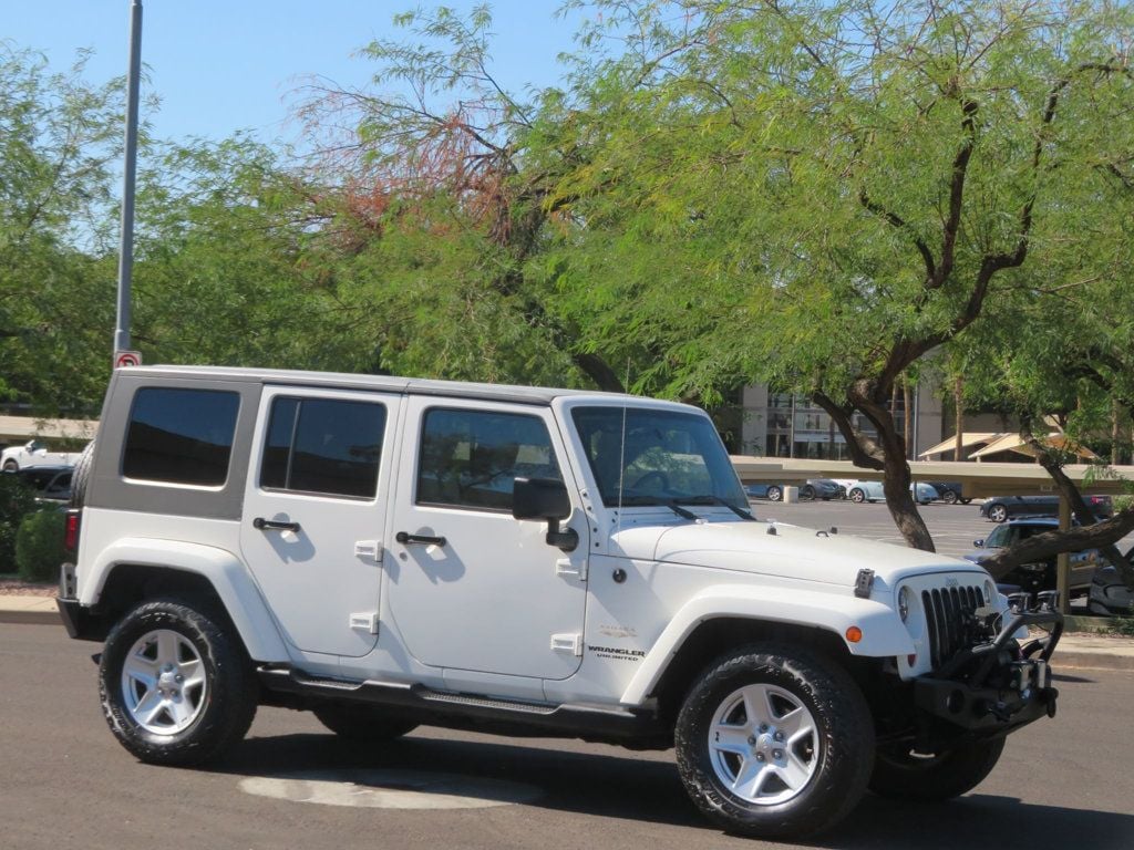 2010 Jeep Wrangler Unlimited 4X4 SAHARA EXTRA CLEAN HARD TOP 25 SERVICE RECORD  - 22636689 - 3