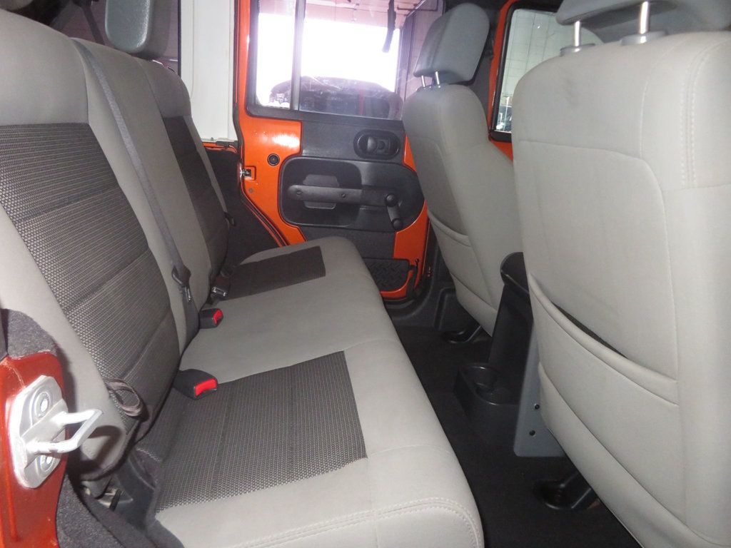 2010 Jeep Wrangler Unlimited UNLIMITED SPORT 1OWNER AZ JEEP EXTAR CLEAN GREAT COLOR  - 22998588 - 27