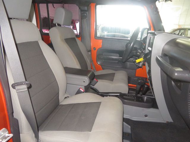 2010 Jeep Wrangler Unlimited UNLIMITED SPORT 1OWNER AZ JEEP EXTAR CLEAN GREAT COLOR  - 22998588 - 33