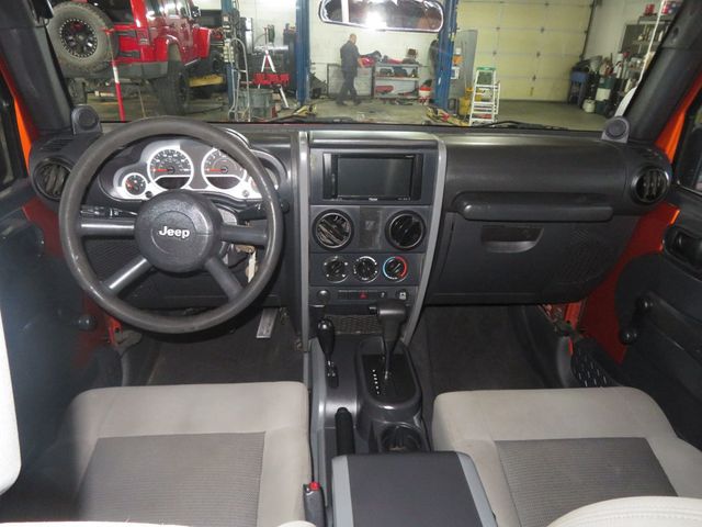 2010 Jeep Wrangler Unlimited UNLIMITED SPORT 1OWNER AZ JEEP EXTAR CLEAN GREAT COLOR  - 22998588 - 39