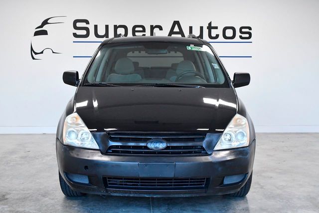 2010 Kia Sedona LX - 22255944 - 1