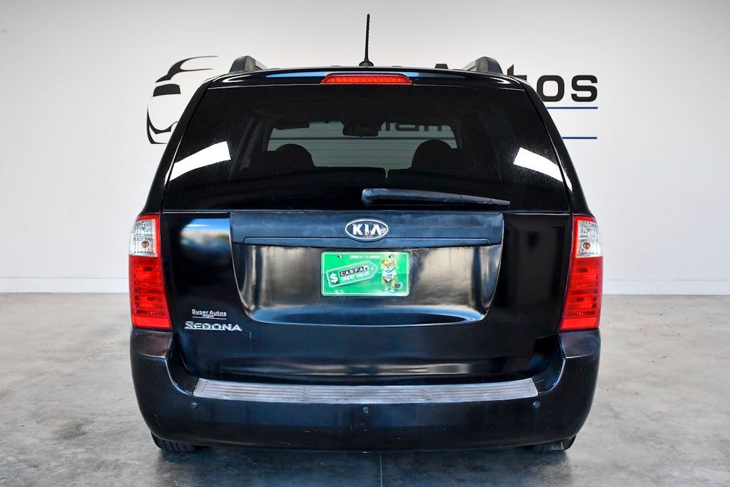 2010 Kia Sedona LX - 22255944 - 4