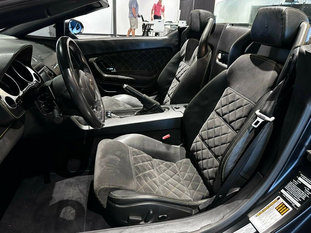2010 Lamborghini Gallardo LP560/Spyder/PowerHtdSeats/FrontLift/Bluetooth/MatteBlackWrap - 23050039 - 13