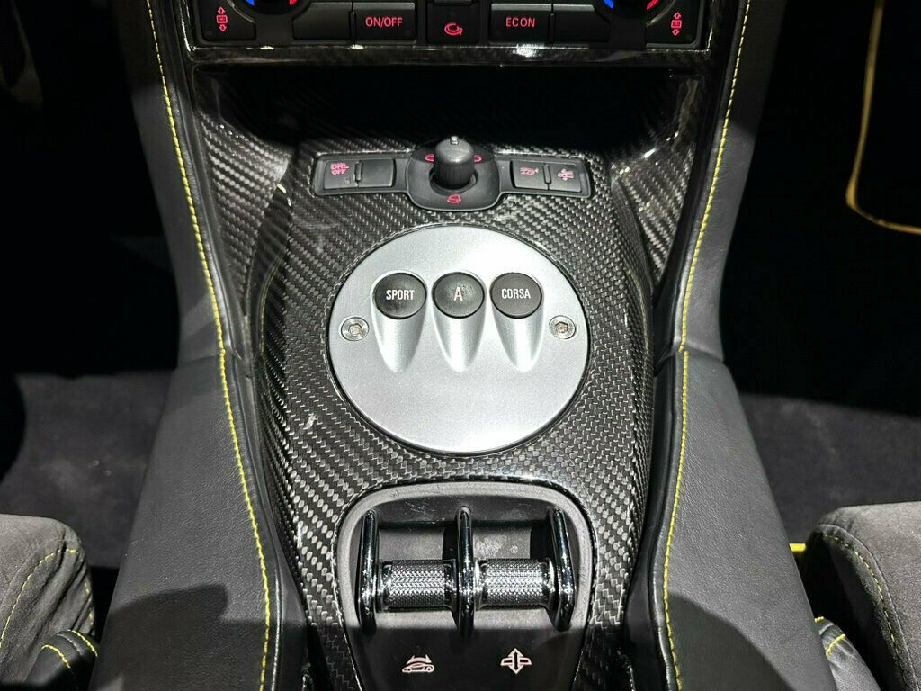 2010 Lamborghini Gallardo LP560/Spyder/PowerHtdSeats/FrontLift/Bluetooth/MatteBlackWrap - 23050039 - 36