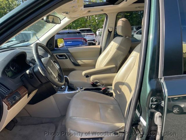 2010 Land Rover LR2 AWD 4dr HSE - 23093237 - 7