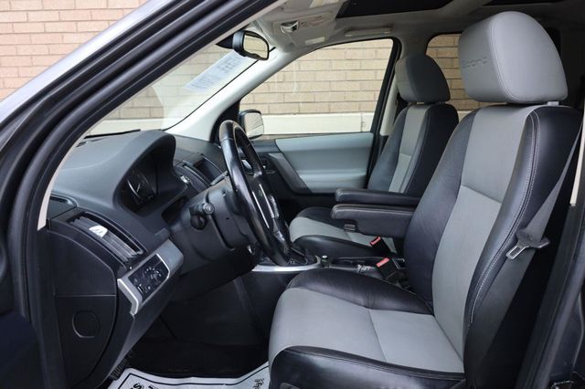 2010 Land Rover LR2 HSE - 23074100 - 16