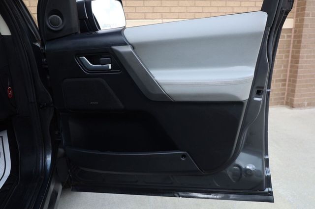 2010 Land Rover LR2 HSE - 23074100 - 27