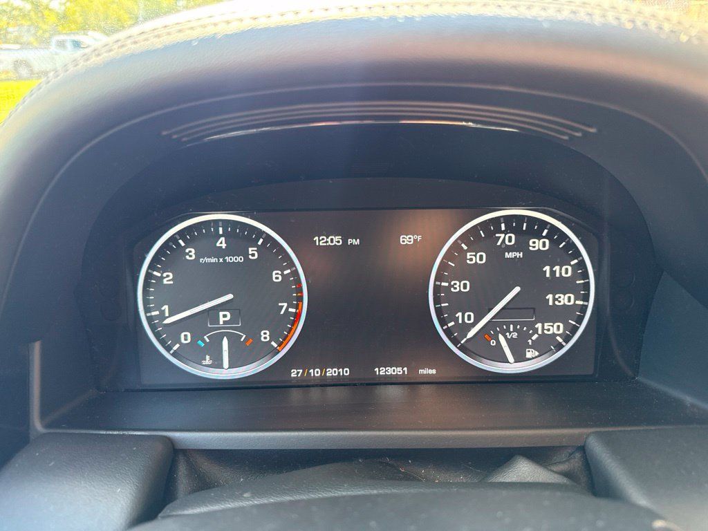 2010 Land Rover Range Rover 4WD 4dr HSE LUX - 23091549 - 10