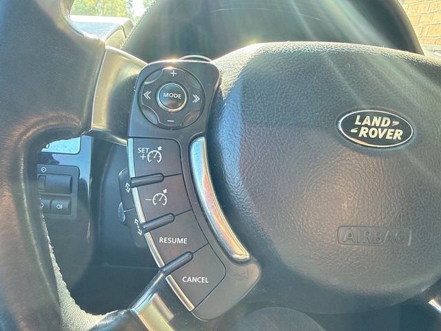 2010 Land Rover Range Rover 4WD 4dr HSE LUX - 23091549 - 12