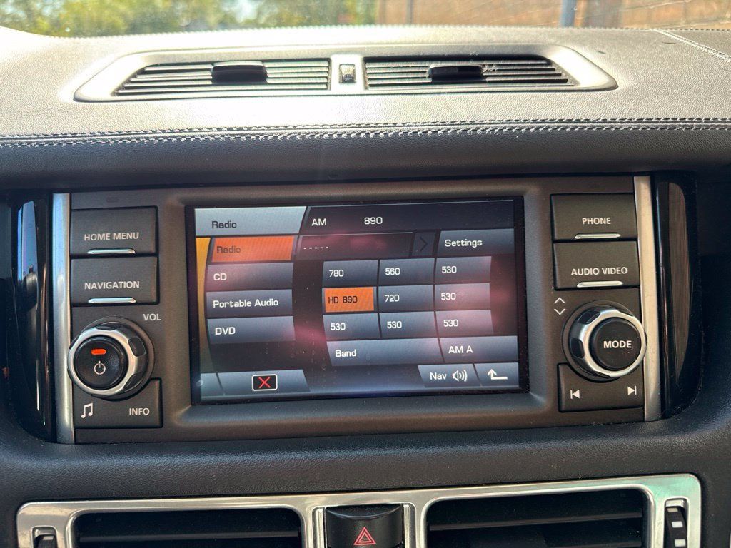 2010 Land Rover Range Rover 4WD 4dr HSE LUX - 23091549 - 14