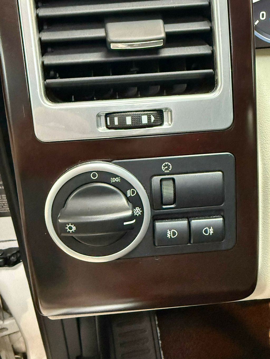 2010 Land Rover Range Rover HSE, Only 78,000 Miles, Alaska White, Arabica Brown Leather - 23036904 - 18