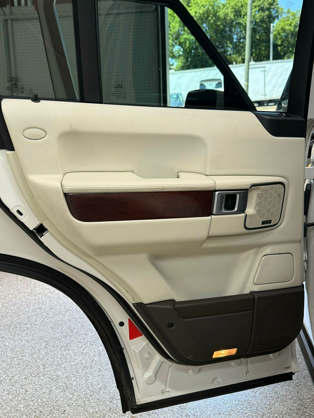 2010 Land Rover Range Rover HSE, Only 78,000 Miles, Alaska White, Arabica Brown Leather - 23036904 - 24