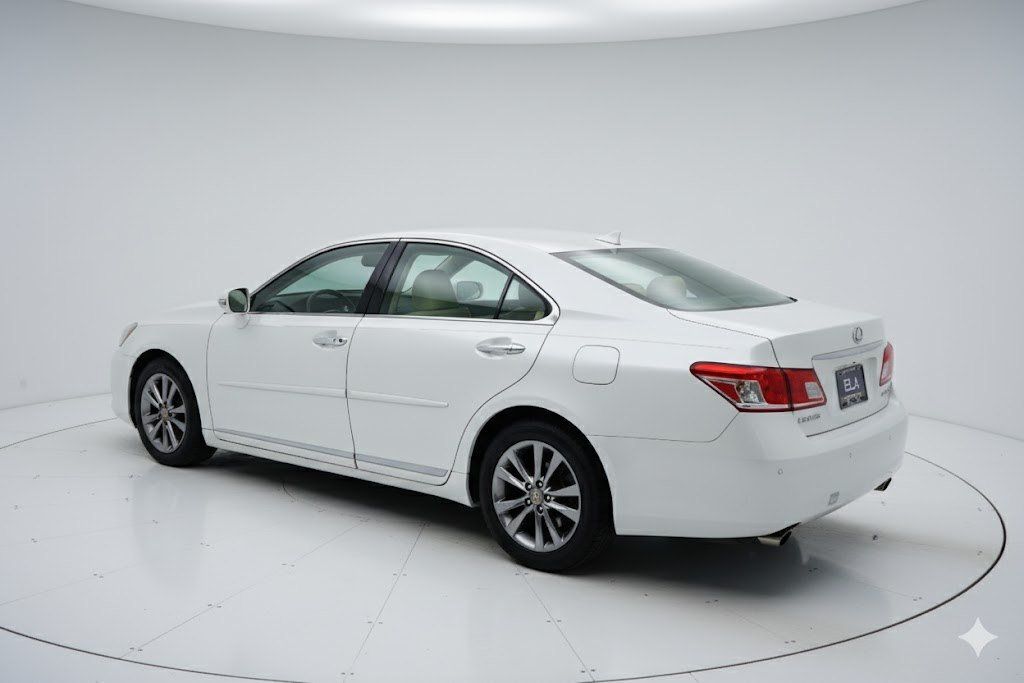 2010 Lexus ES 350 STARFIRE PERAL WHITE! NAVIGATION! REAR CAMERA! LOW MILES & CLEAN - 22936819 - 2