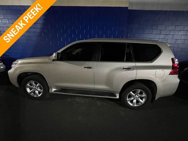 2010 Lexus GX 460 - 22736292 - 0