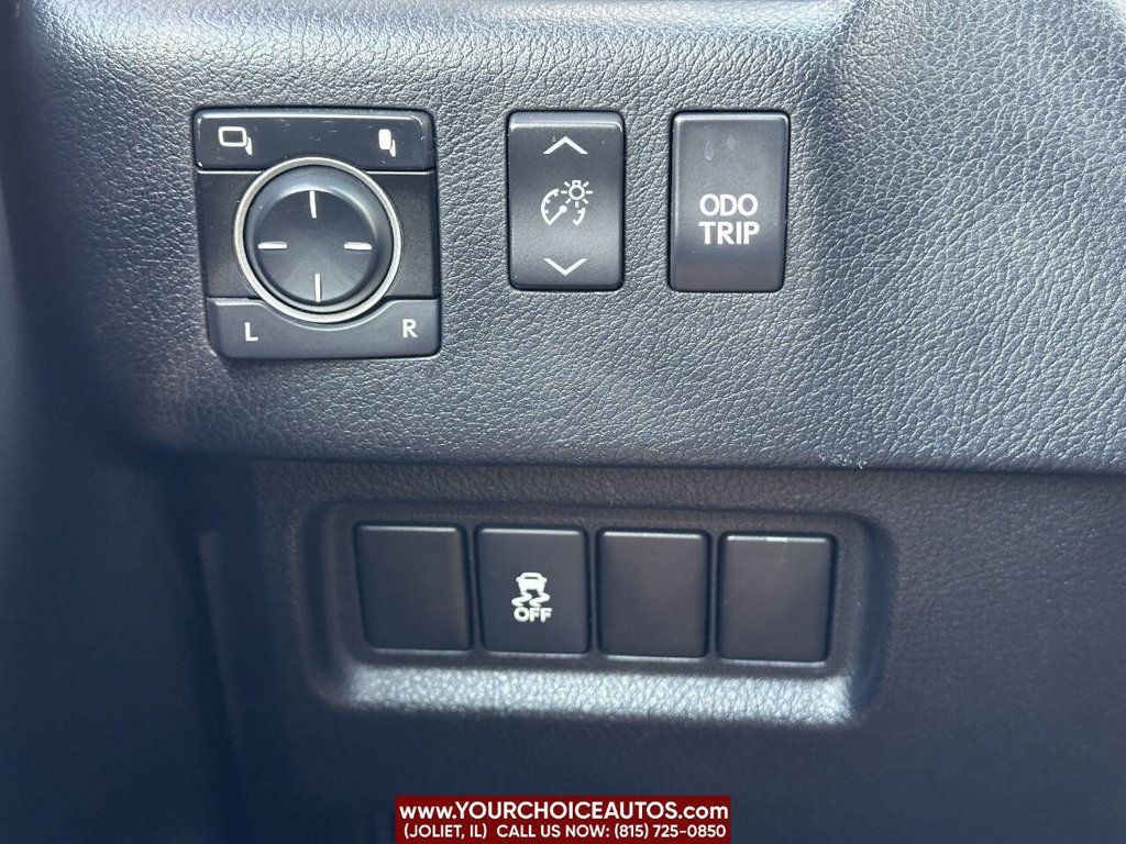 2010 Lexus GX Base AWD 4dr SUV - 22905219 - 38
