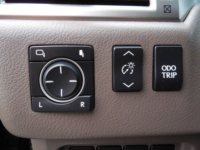 2010 Lexus GX 460 4WD w/Navigation - 17135913 - 21