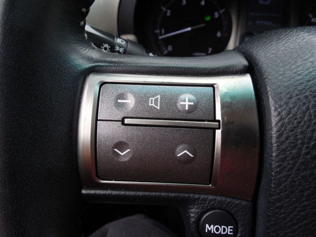 2010 Lexus GX 460 4WD w/Navigation - 17135913 - 24