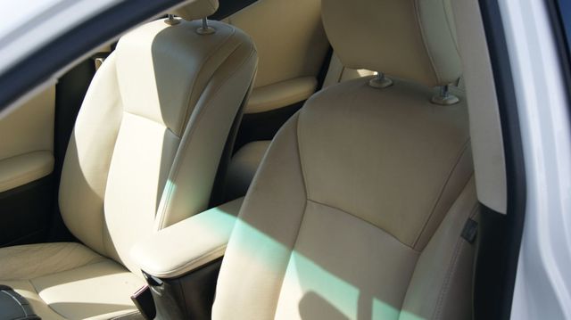 2010 Lexus HS 250h 3 MONTH WARRANTY , JUST SERVICED , VERY CLEAN INSIDE AND OUT  - 23032666 - 24