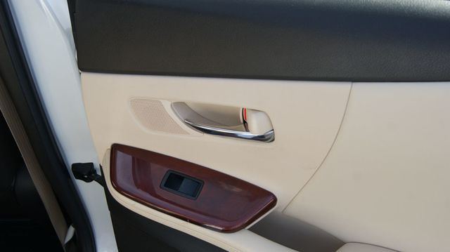 2010 Lexus HS 250h 3 MONTH WARRANTY , JUST SERVICED , VERY CLEAN INSIDE AND OUT  - 23032666 - 38