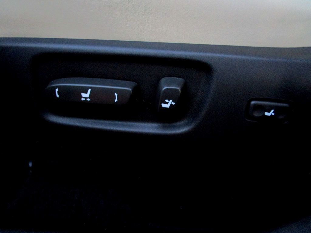 2010 Lexus HS 250h 4dr Sedan Hybrid Premium - 23078293 - 28