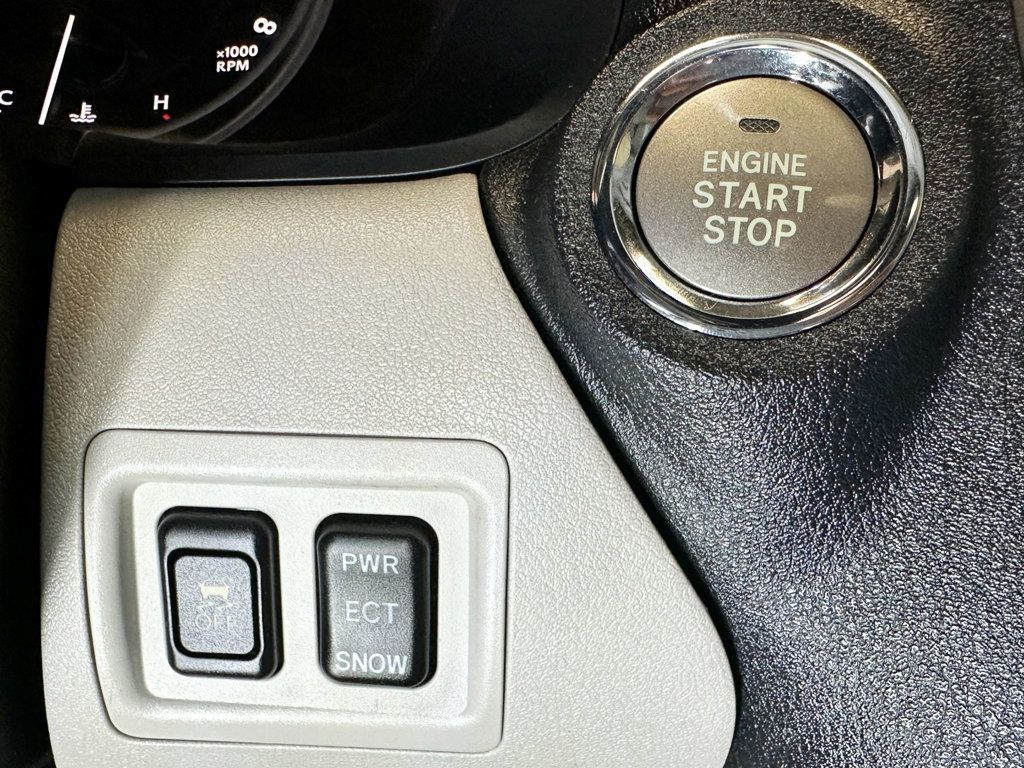 2010 Lexus IS 250 4dr Sport Sedan Automatic AWD - 23057880 - 27