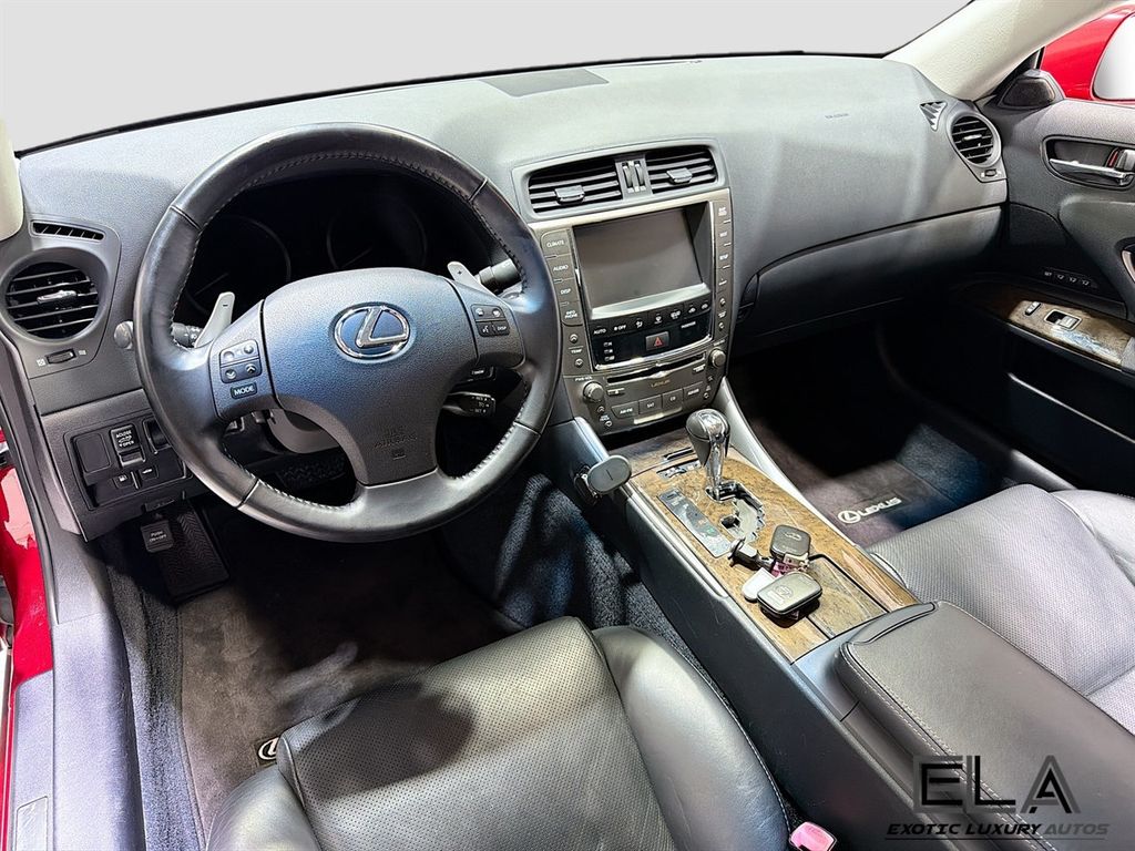 2010 Lexus IS 250C 2dr Convertible Automatic - 23020546 - 24