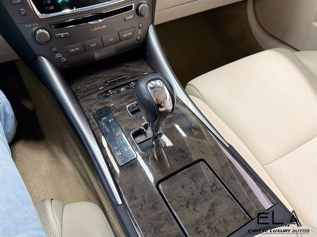 2010 Lexus IS 250C 2dr Convertible Automatic - 23041314 - 17