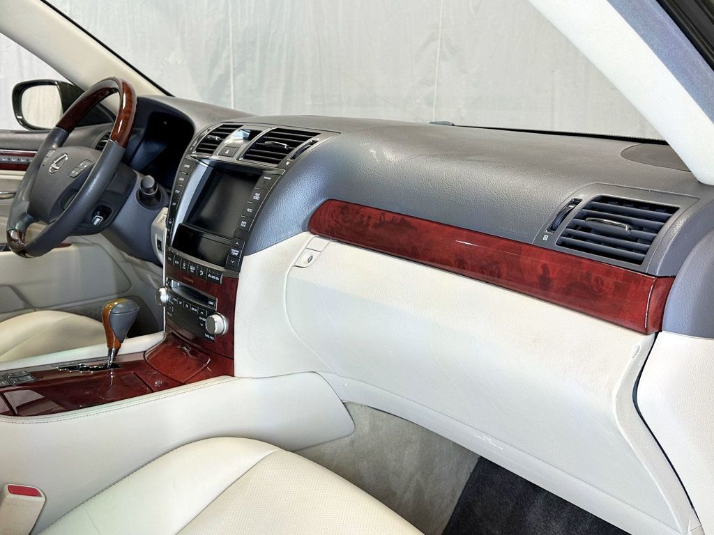 2010 Lexus LS 460 4dr Sedan AWD - 23065900 - 26