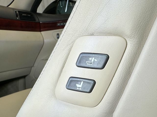 2010 Lexus LS 460 4dr Sedan AWD - 23065900 - 36