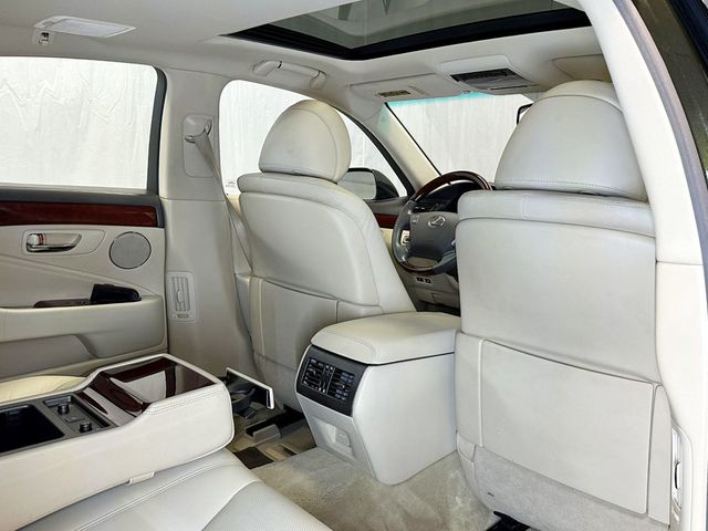 2010 Lexus LS 460 4dr Sedan AWD - 23065900 - 42