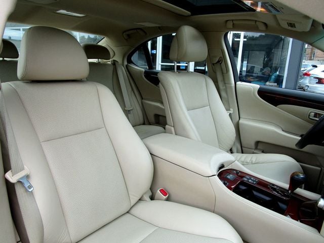 2010 Lexus LS 460 4dr Sedan AWD - 23063453 - 14