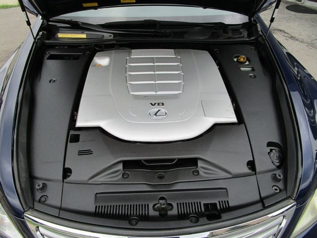 2010 Lexus LS 460 4dr Sedan AWD - 23063453 - 35