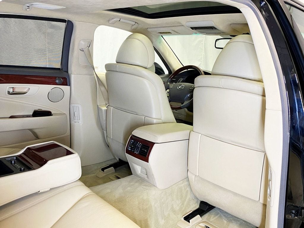 2010 Lexus LS 460 4dr Sedan L AWD - 22965611 - 51