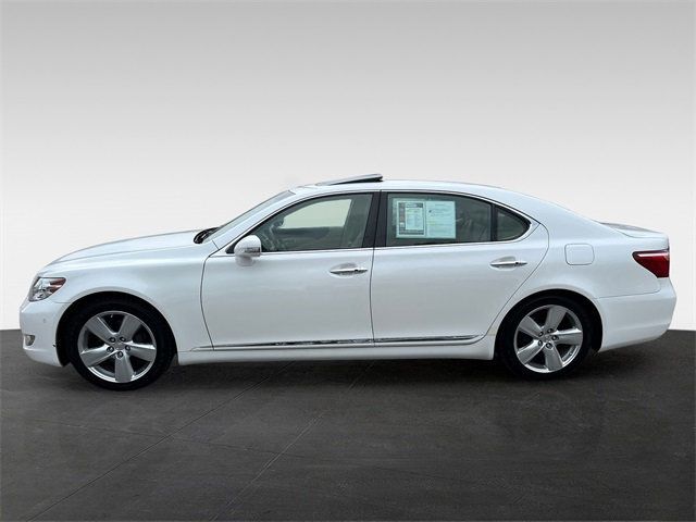 2010 Lexus LS 460 L photo 2
