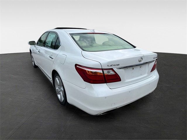 2010 Lexus LS 460 L photo 3