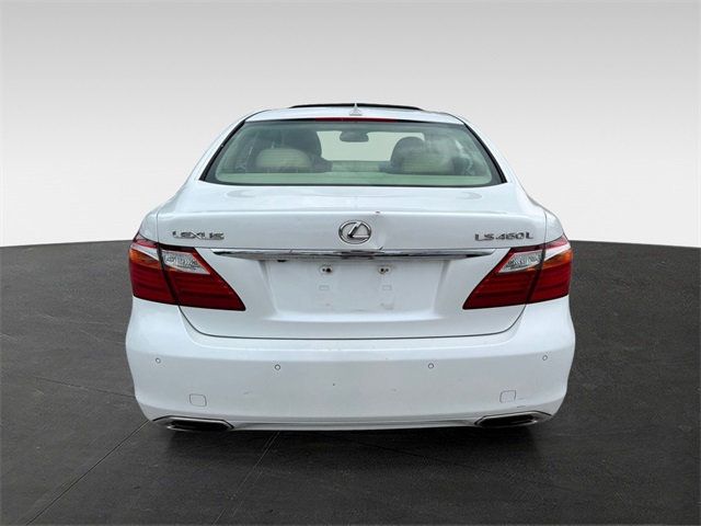 2010 Lexus LS 460 L photo 4