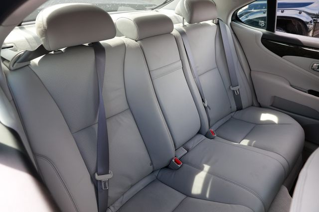 2010 Lexus LS 460 4dr Sedan RWD - 22912100 - 13