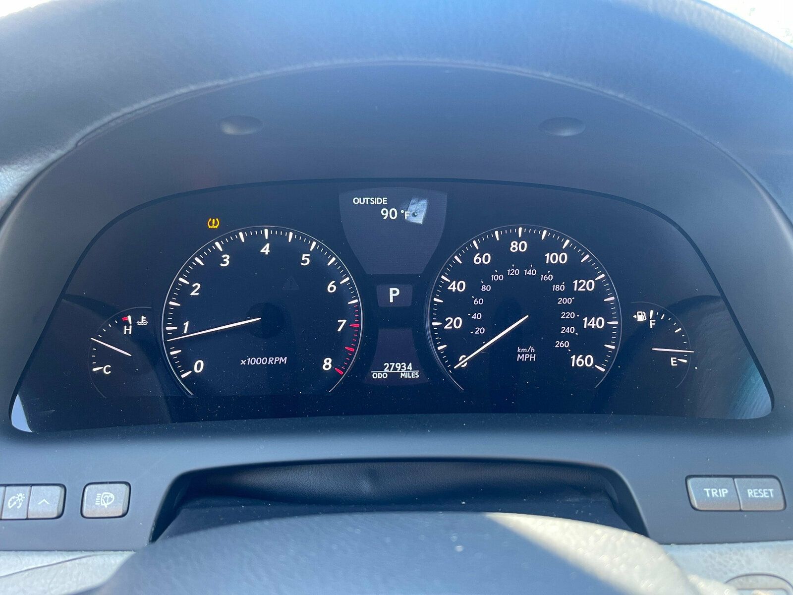 2010 Lexus LS 460 photo 11