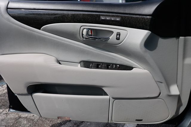 2010 Lexus LS 460 4dr Sedan RWD - 22912100 - 46