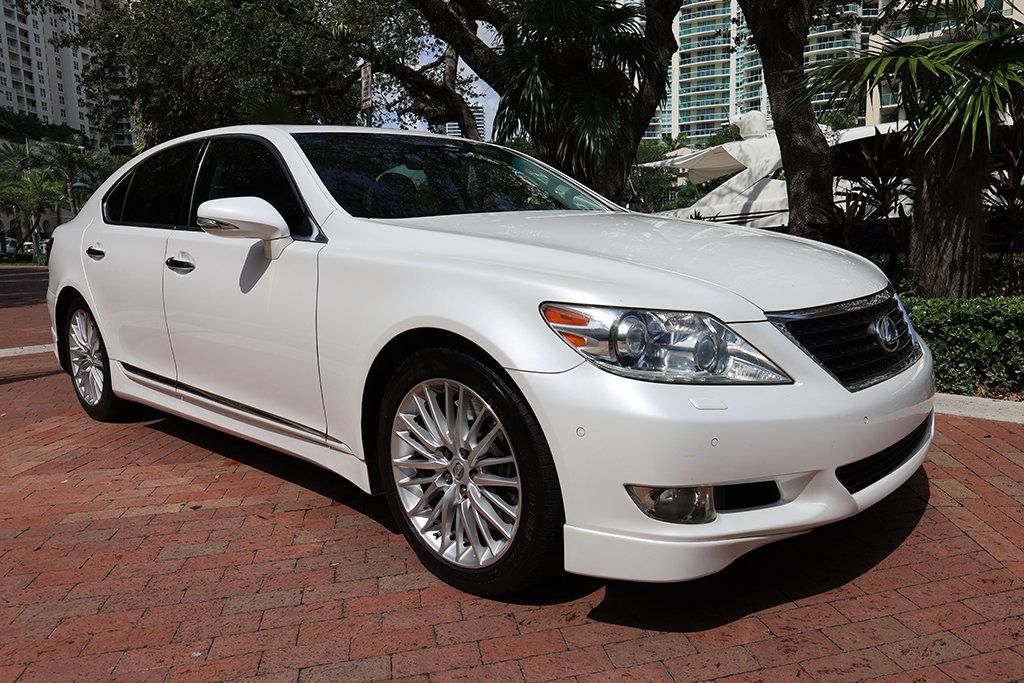 2010 Lexus LS 460 4dr Sedan RWD - 22908712 - 16
