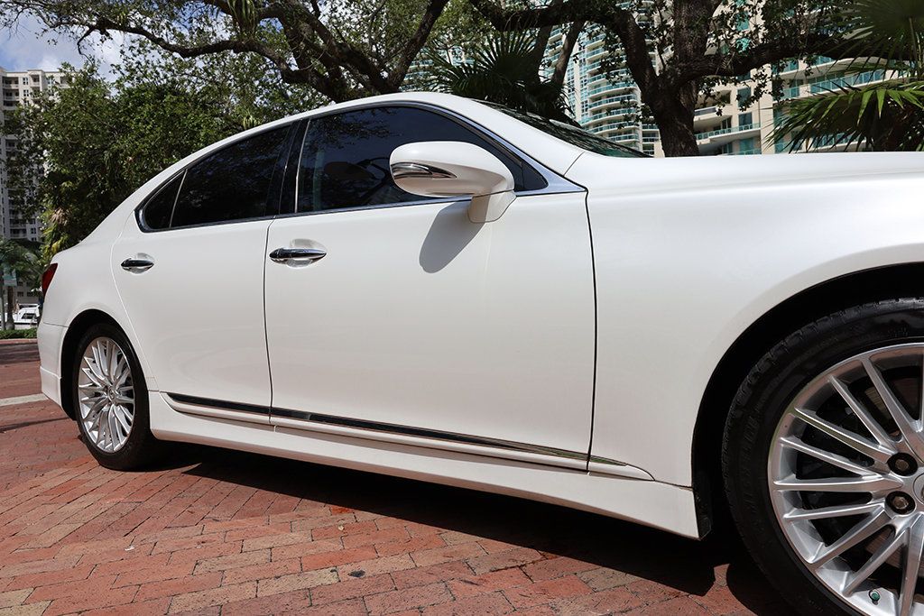 2010 Lexus LS 460 4dr Sedan RWD - 22908712 - 21
