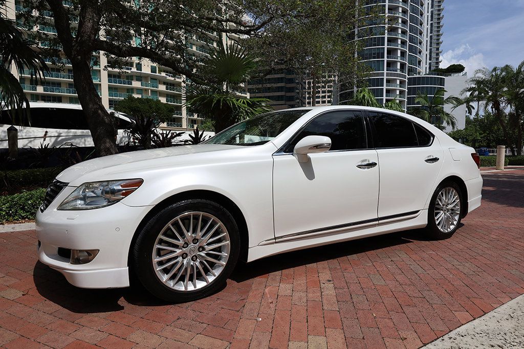 2010 Lexus LS 460 4dr Sedan RWD - 22908712 - 26