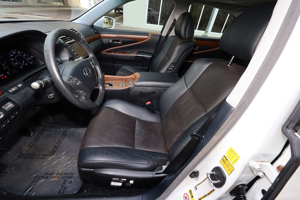 2010 Lexus LS 460 4dr Sedan RWD - 22908712 - 27