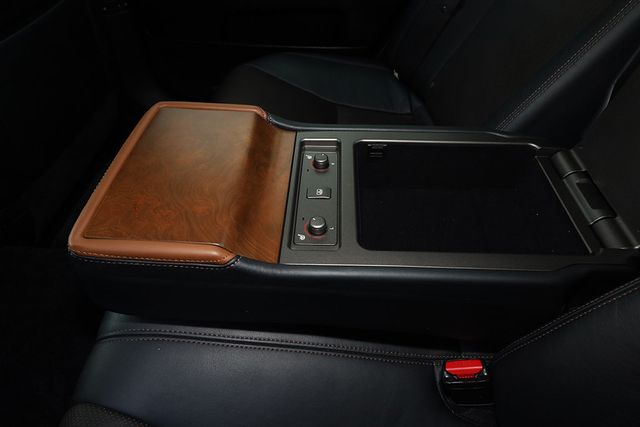 2010 Lexus LS 460 4dr Sedan RWD - 22908712 - 36
