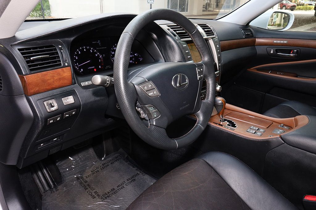 2010 Lexus LS 460 4dr Sedan RWD - 22908712 - 40